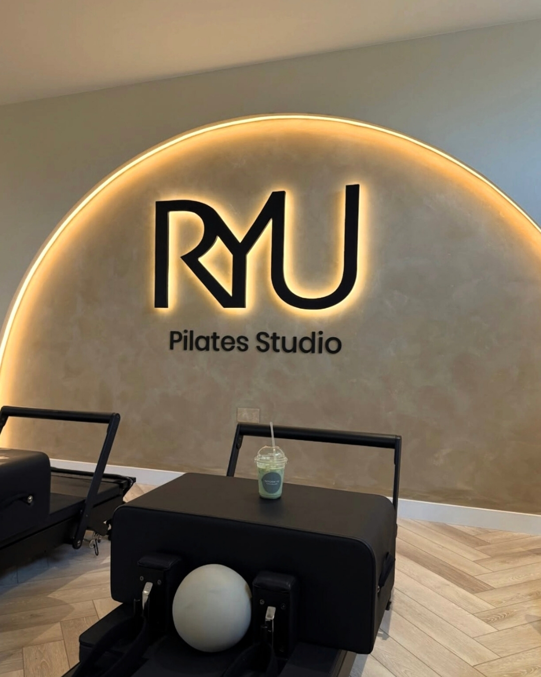 Logo design example 3